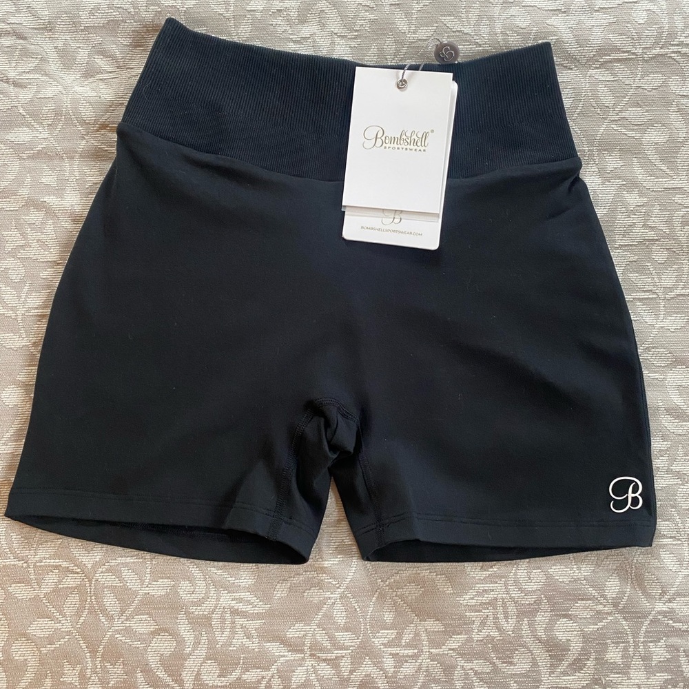 Bombshell Sportswear Figure Scrunch Shorts